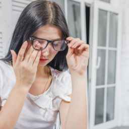 Síndrome do olho seco causas, sintomas e tratamentos