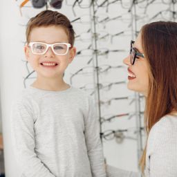 4 dicas para escolher um óculos infantil
