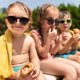 Óculos de sol para crianças Dicas para escolher o modelo apropriado