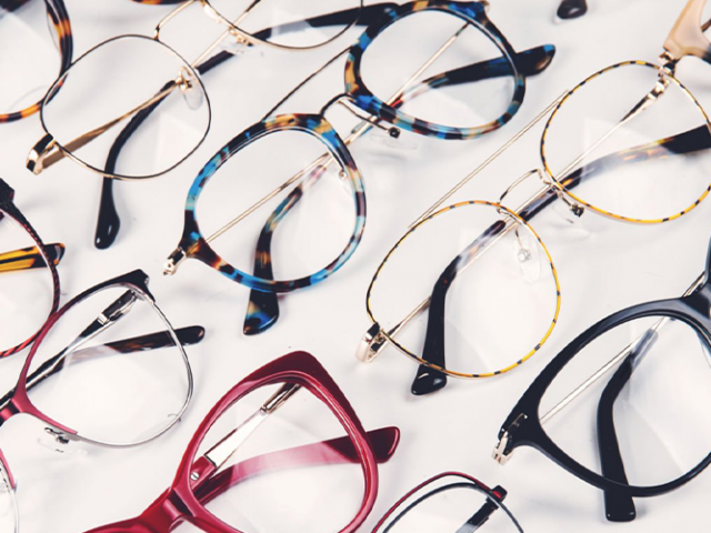 Modelos de óculos que viraram referência de estilo