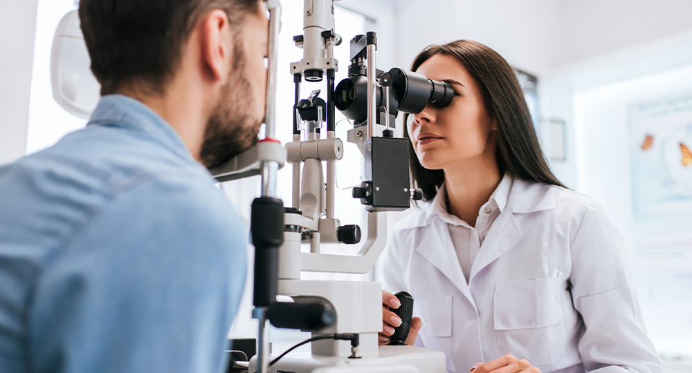 7 sinais de que você precisa marcar um exame de vista urgente