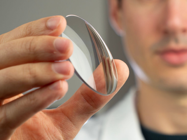 Lentes que escurecem no sol Vale a pena o investimento